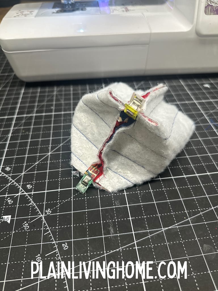 bow the corners of the jar cozy