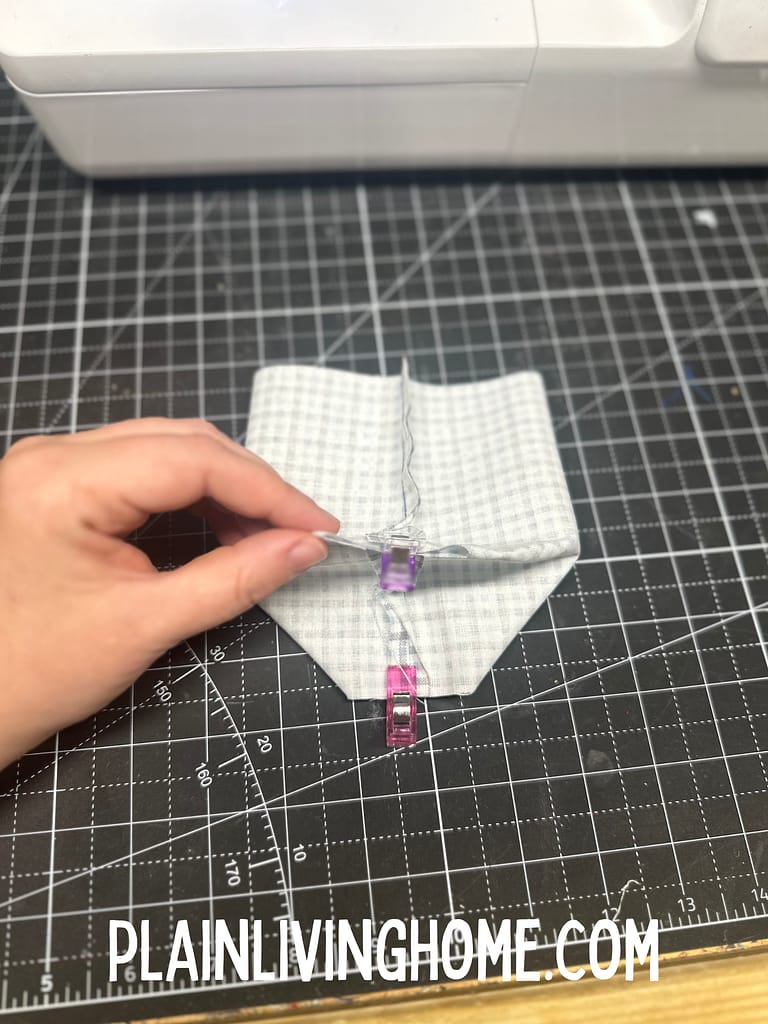 box the corners of the jar cozy