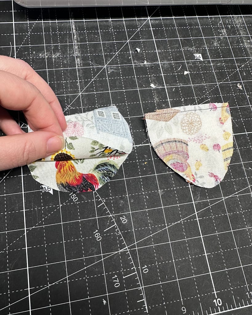 sew the two pieces of each top fabric together on the long edge with pretty sides touching.