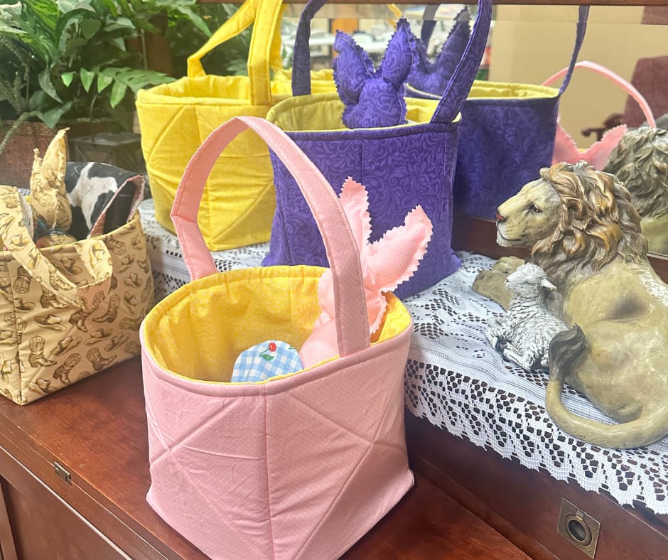 How to Sew a Structured Fabric Easter Basket (8″ x 8″ x 8″)